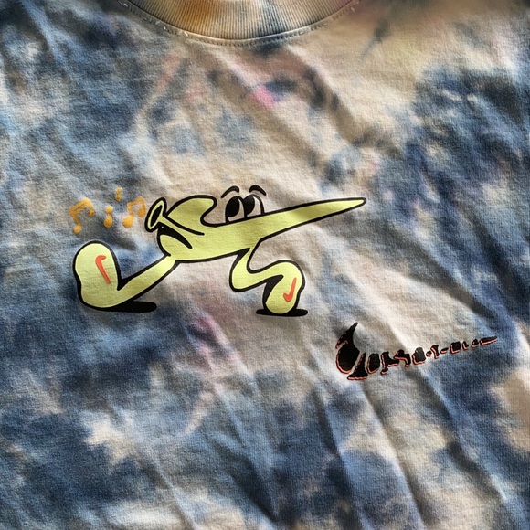 Nike tie-dye “It’s a Revolution.” Series. (SMALL) - Picture 3 of 5